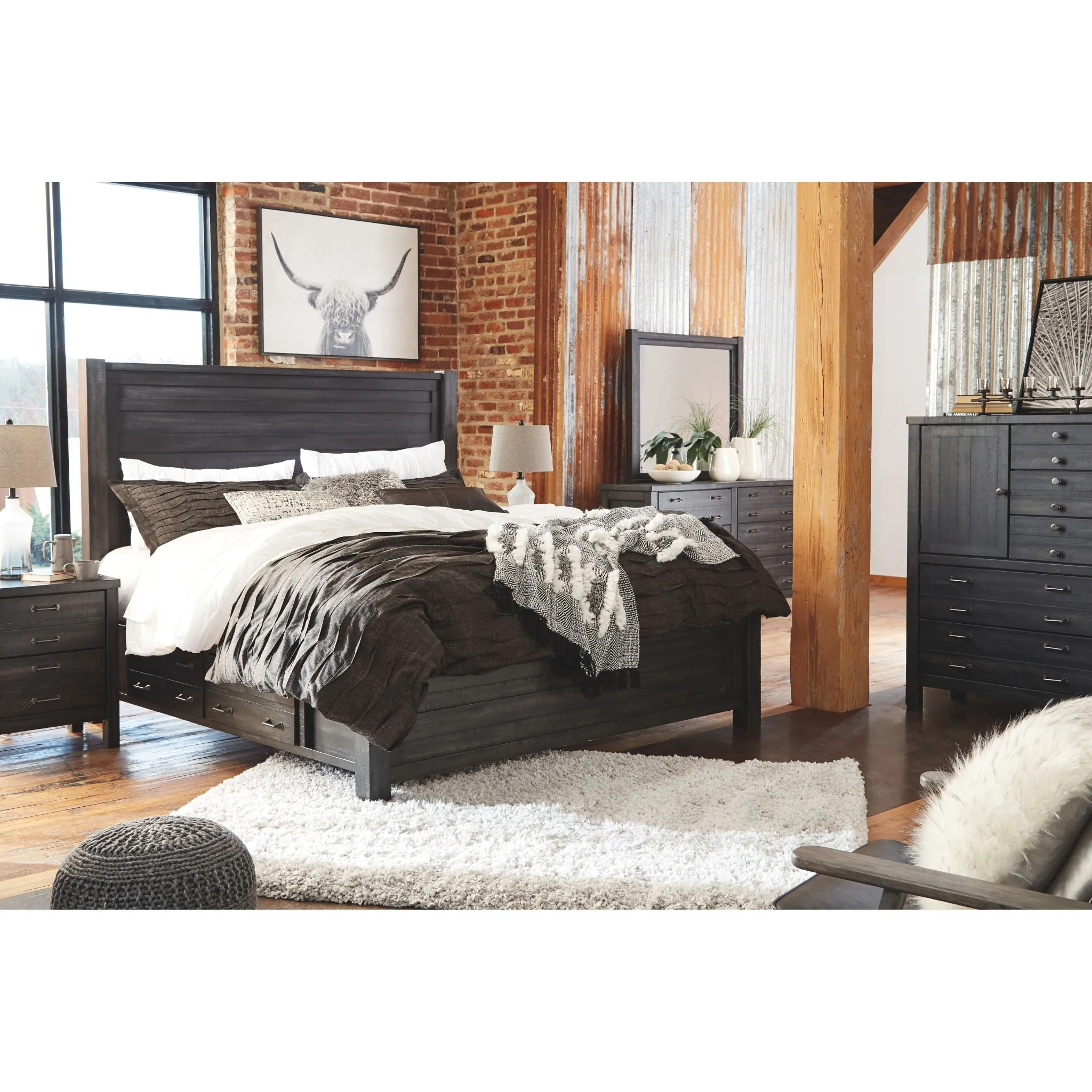 Baylow-EXCLUSIVE 8 Piece King Panel Bedroom Package