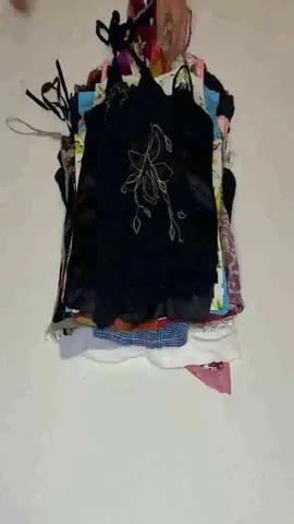 Discounted Y2K Mixed Tops Bundle (SS-056)