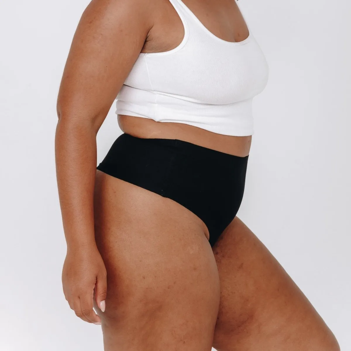 High-Rise Thong - Seamless Cotton - Black