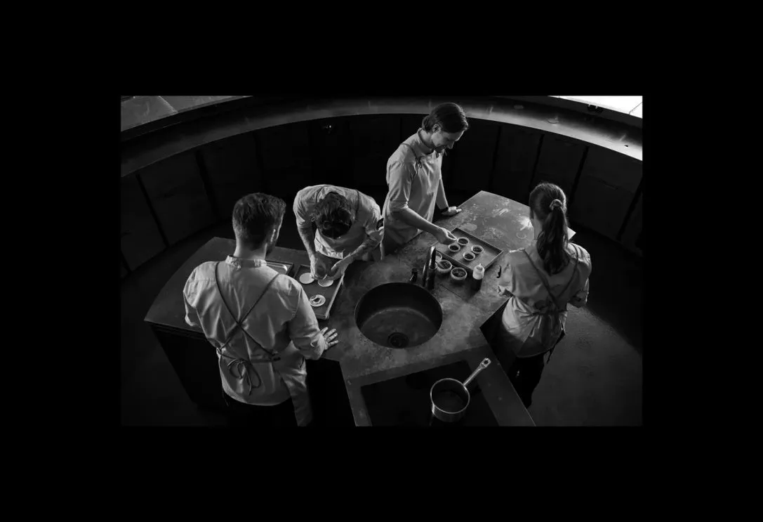 Lyst: An immersive dining experience