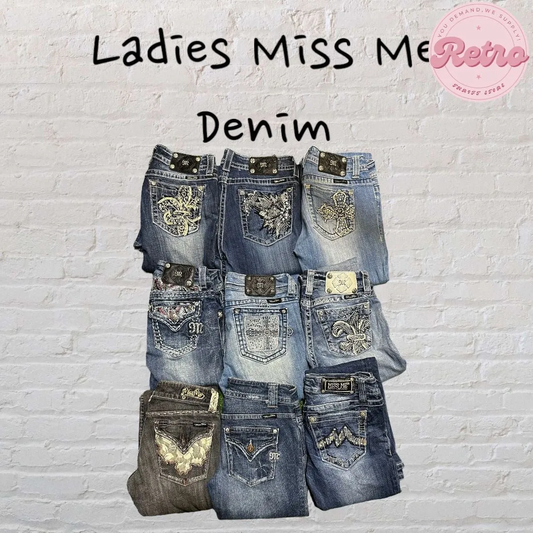 Miss Me Flared Jeans: 5 PCs