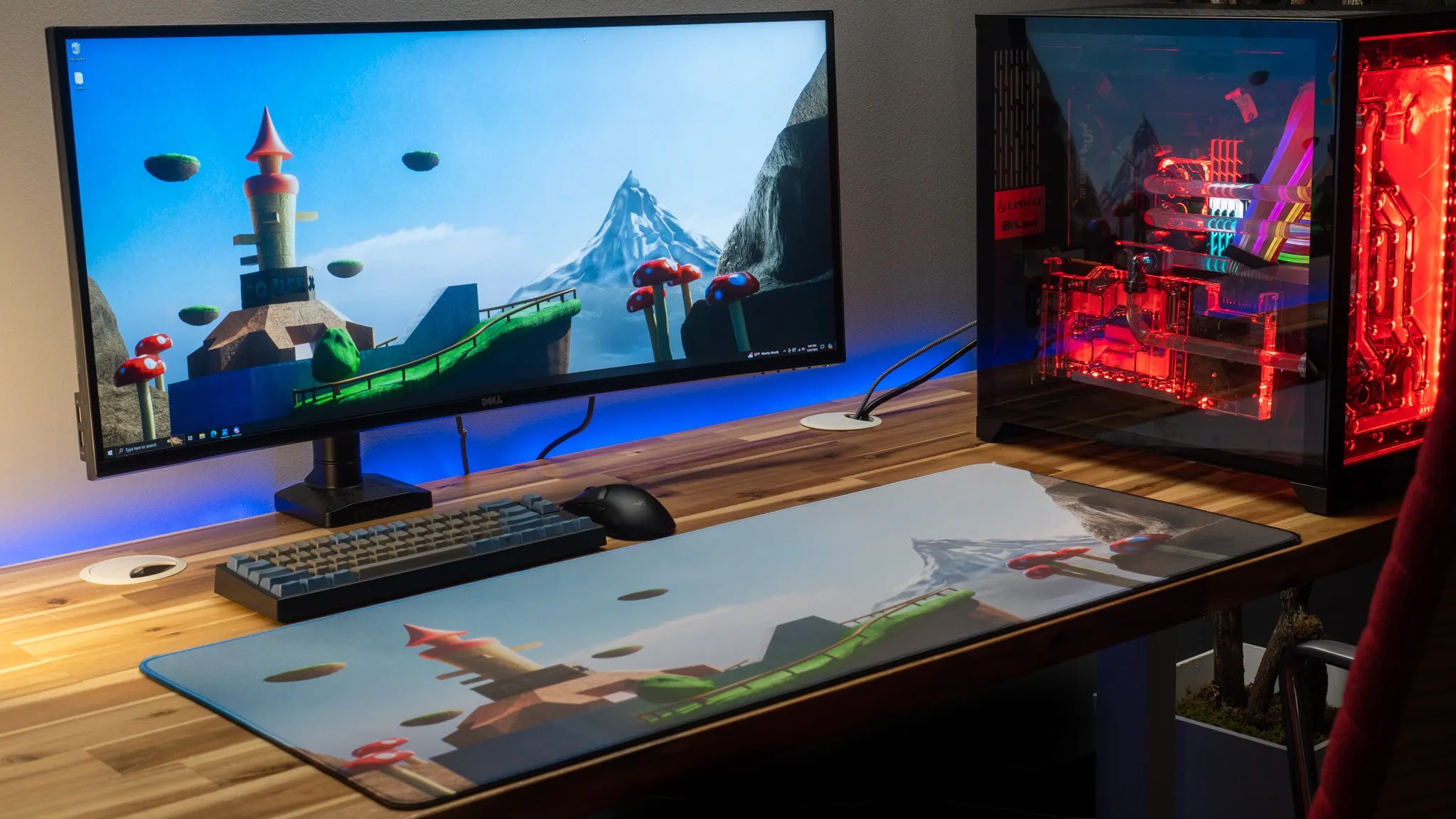 Squeex "Red Split" Limited Edition Content Creator Collaboration Gaming XL Gaming Mouse Pad