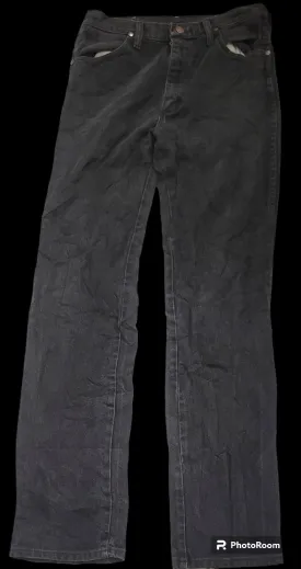 Wrangler Jeans
Pant 14 pieces